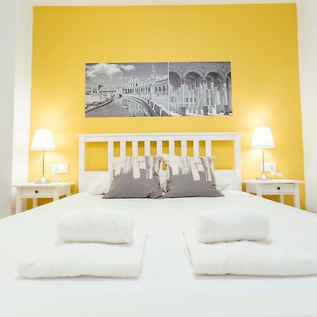 Colorful And Diaphanous- 3Bd 1Bth - Peral Sevilla Buitenkant foto