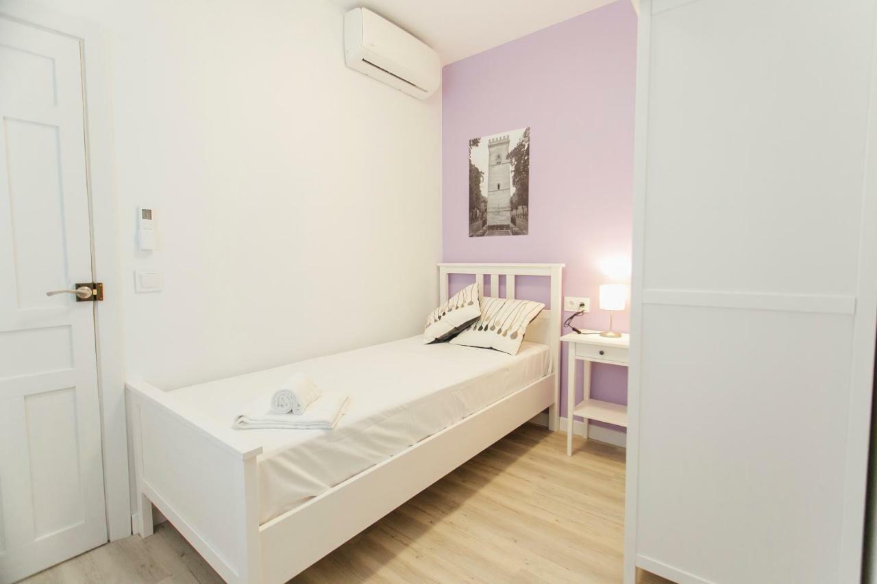 Colorful And Diaphanous- 3Bd 1Bth - Peral Sevilla Buitenkant foto