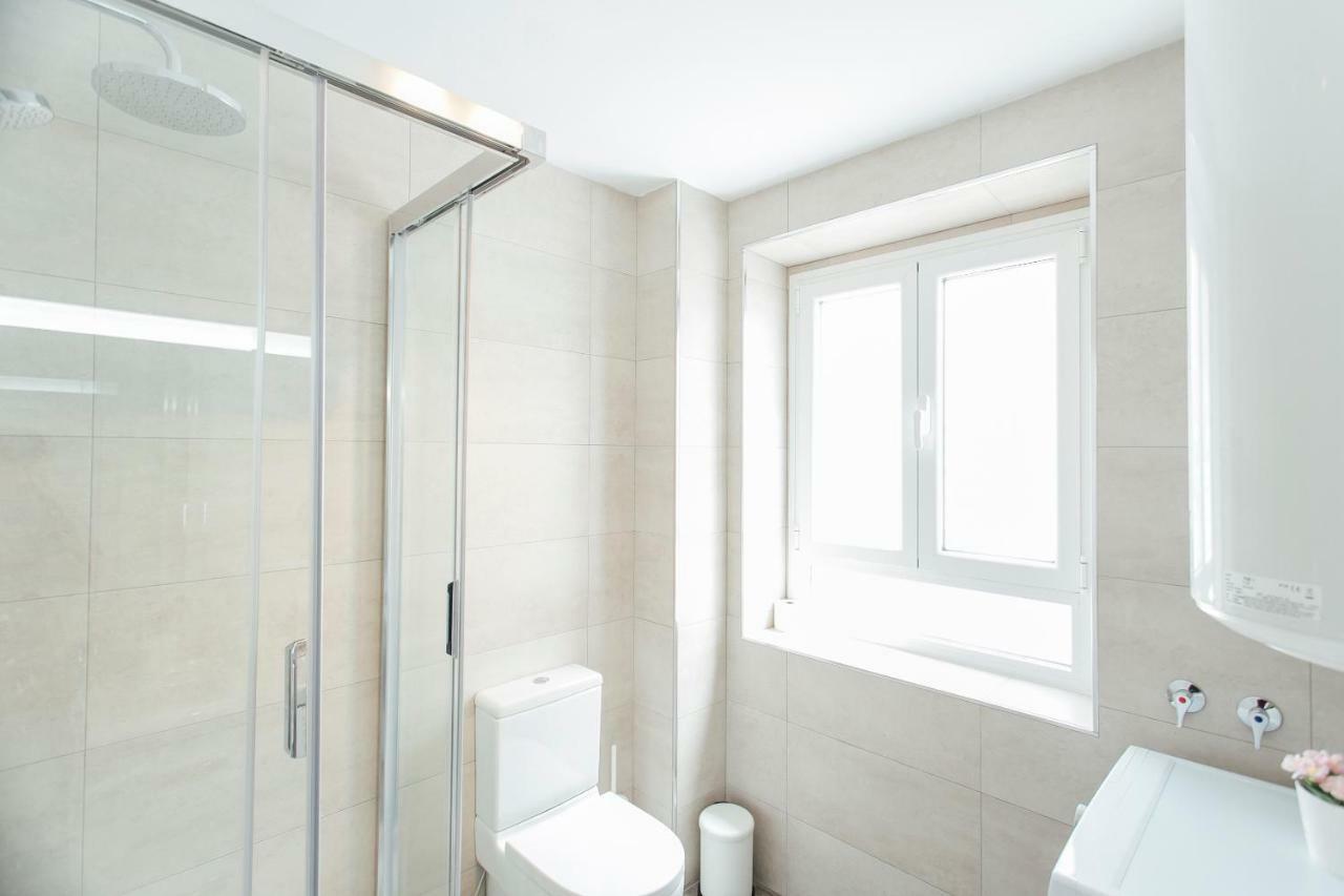 Colorful And Diaphanous- 3Bd 1Bth - Peral Sevilla Buitenkant foto